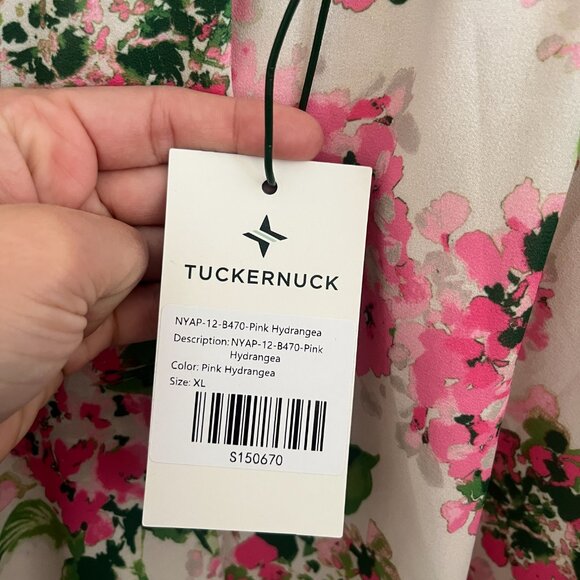 NWT Tuckernuck  Gossamer Pink Hydrangea Lydia Blouse Size XL - Picture 5 of 9